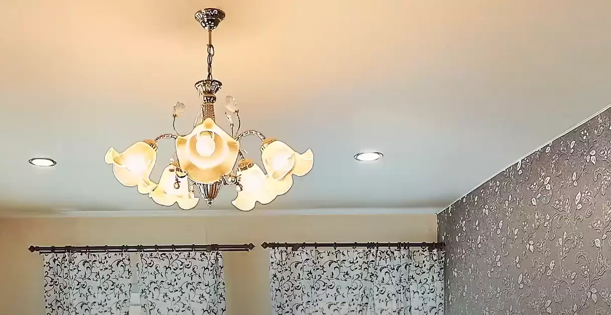 Луганск, Маршала Жукова, 18, фото 1