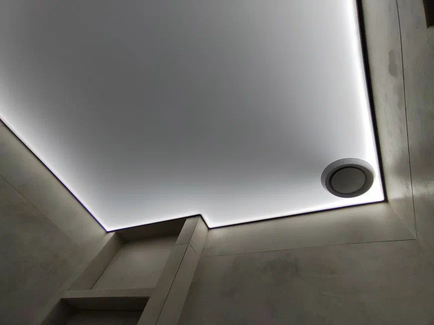 Потолки с подсветкой